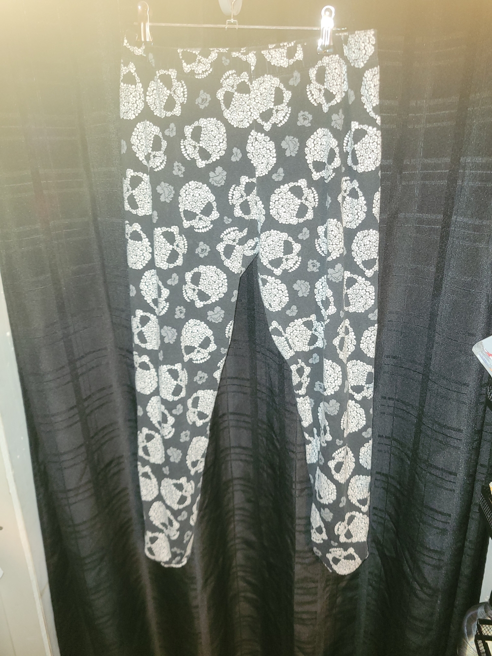 No Boundaries Black Leggings with White Skull Print